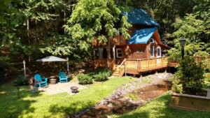 Creekside Cabin