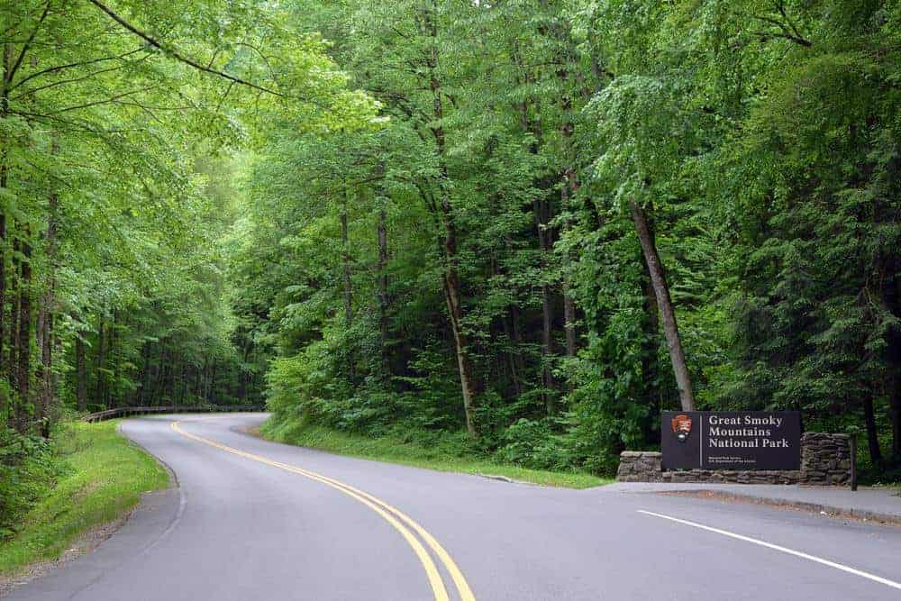 Great Smoky Mountains National Park entrance and sign