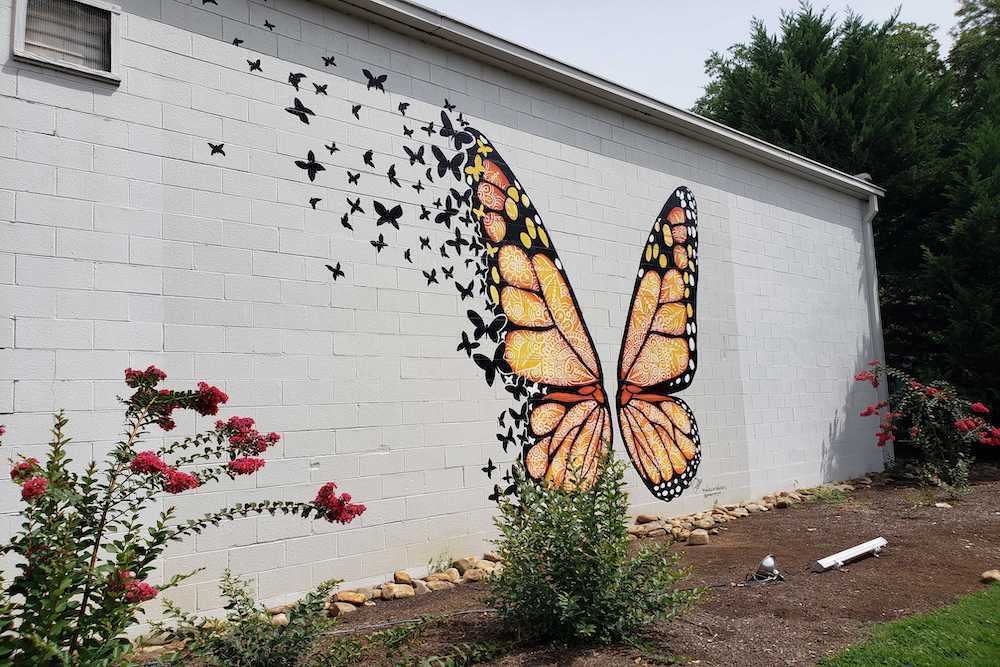 butterfly mural in sevierville tn