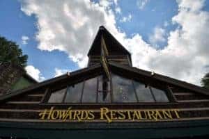 sign for Howard's Restaurant in Gatlinburg