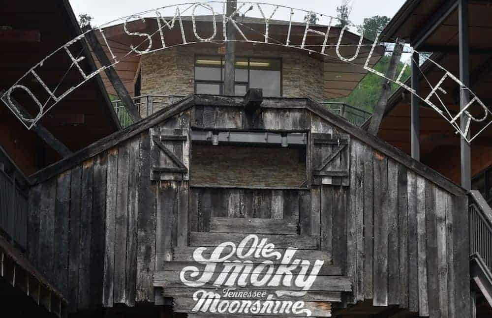 Ole Smoky Holler in Gatlinburg