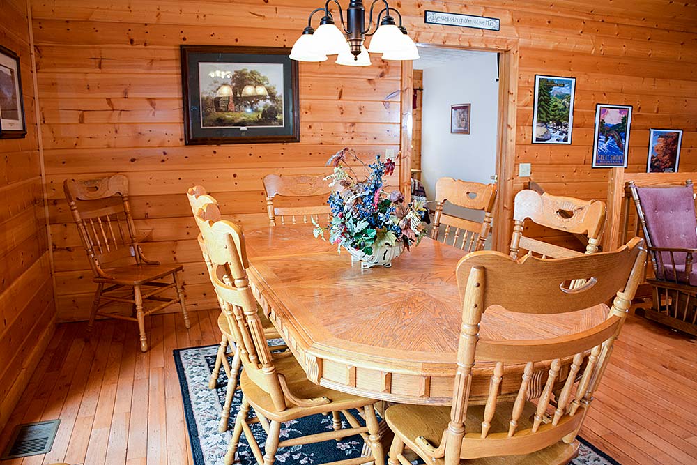 Grandmother's Kitchen - Smoky Mountain Golden Cabins