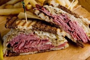 reuben deli sandwich