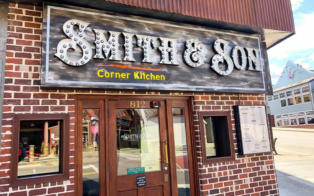 Smith & Son Corner Kitchen