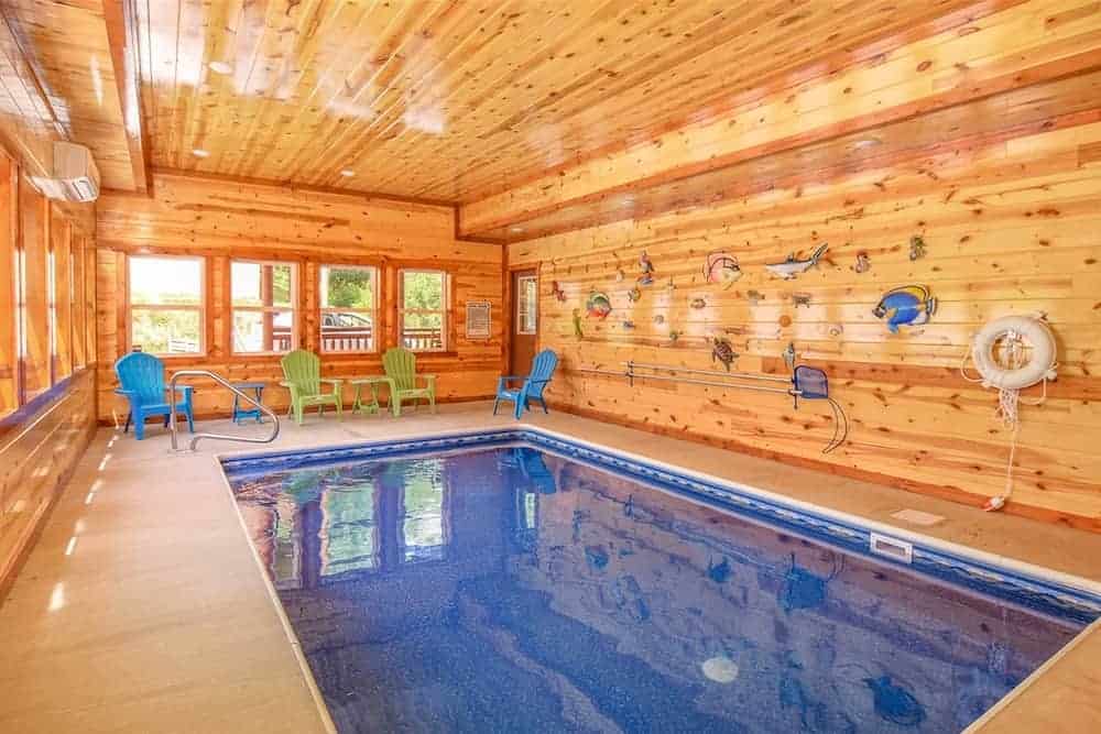 smokystays cabin with indoor pool