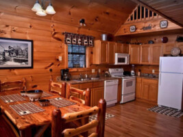 Sam's Place Cabin