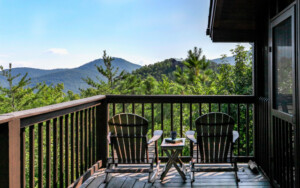 Nice mountain view from open deck