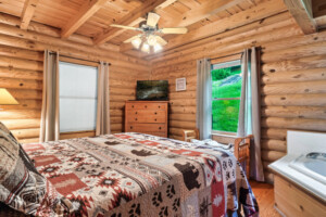 King bedroom downstairs with jetted tub