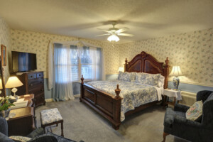 Queen Anne\s Lace Cottage