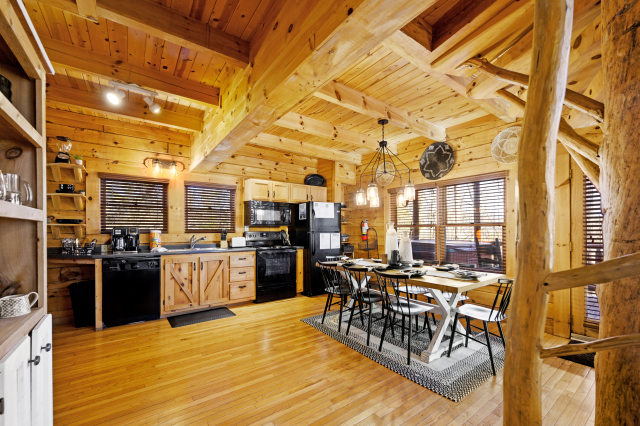 Kitchen/Dining