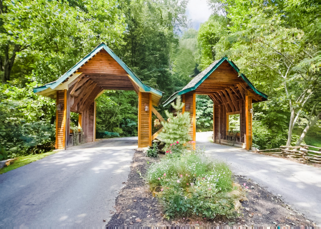 Brothers Cove Entrance