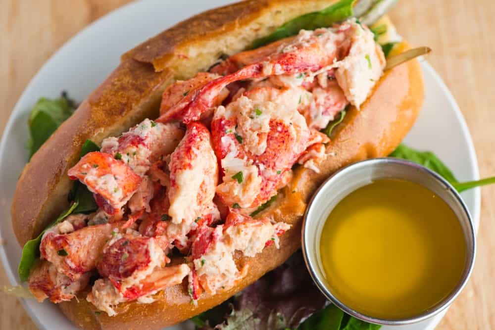lobster roll on bread