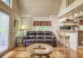 Keatons Knotty Hideaway