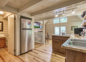 Keatons Knotty Hideaway