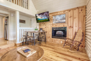 Keatons Knotty Hideaway