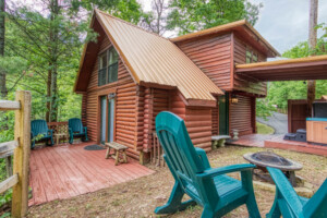 Keatons Knotty Hideaway