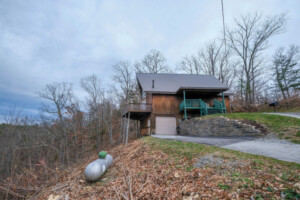 Peekin\' Over Pigeon Forge