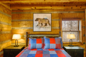 Get cozy in the main level Queen bedroom!