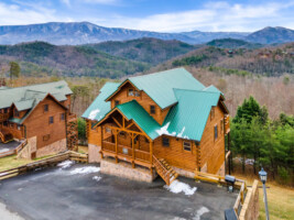 5BR/3.5Bath cabin with amazing view in the Preserve Resort