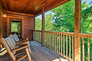  luxury hot tub in our screened in porch