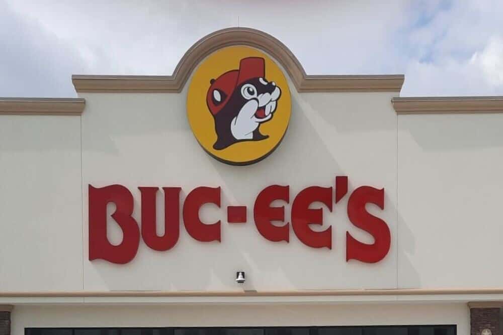 Buc-ee's Red Kids Logo Hat