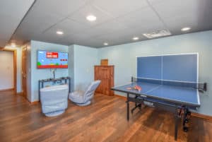 gatlinburg cabin game room