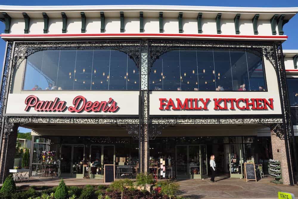 Paula Deen's Family Kitchen in Pigeon Forge