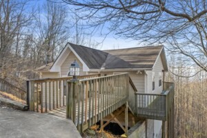 Four Cubs Cabin