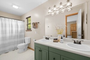 Master bath 2