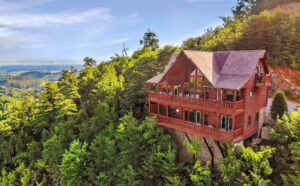large Smoky Mountain cabin High on the View