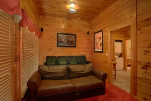 A Mountain View Theater Lodge