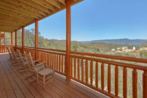 Summit Pool Lodge