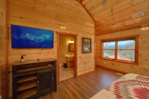 Summit Pool Lodge
