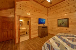 Summit Pool Lodge