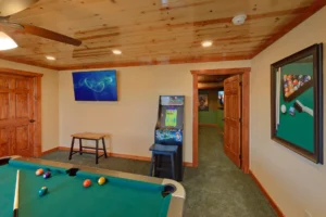 Summit Pool Lodge