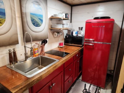 Cockpit Lounge #1406