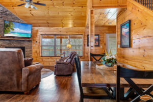 Whispering Pines Retreat: Ideal Location