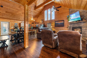 Whispering Pines Retreat: Ideal Location