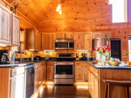Whispering Pines Retreat By Ghosal Luxury Lodging