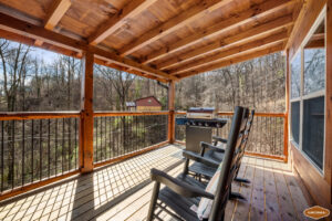 Whispering Pines Retreat: Ideal Location