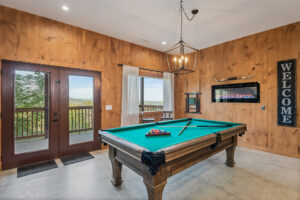 CHARMING CHARLIES CABIN III