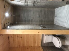 CHARMING CHARLIES CABIN III