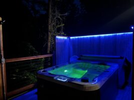 Treehouse Hideaway
