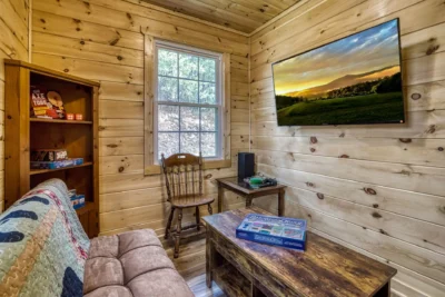 Hilltop Hideaway
